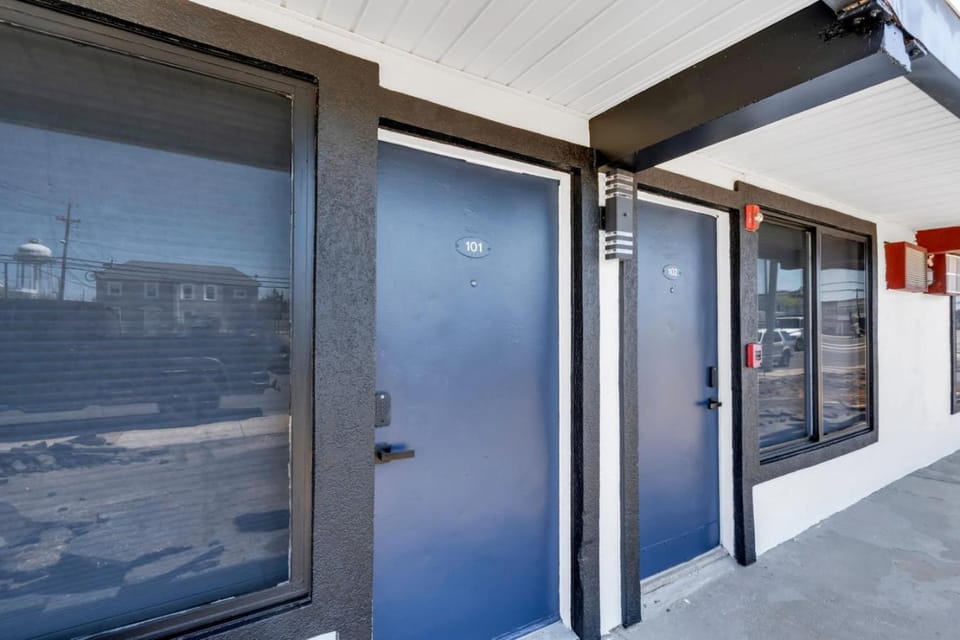 (Jersey Shore Stay New Near Beach Boardwalk Hotel in Seaside Heights