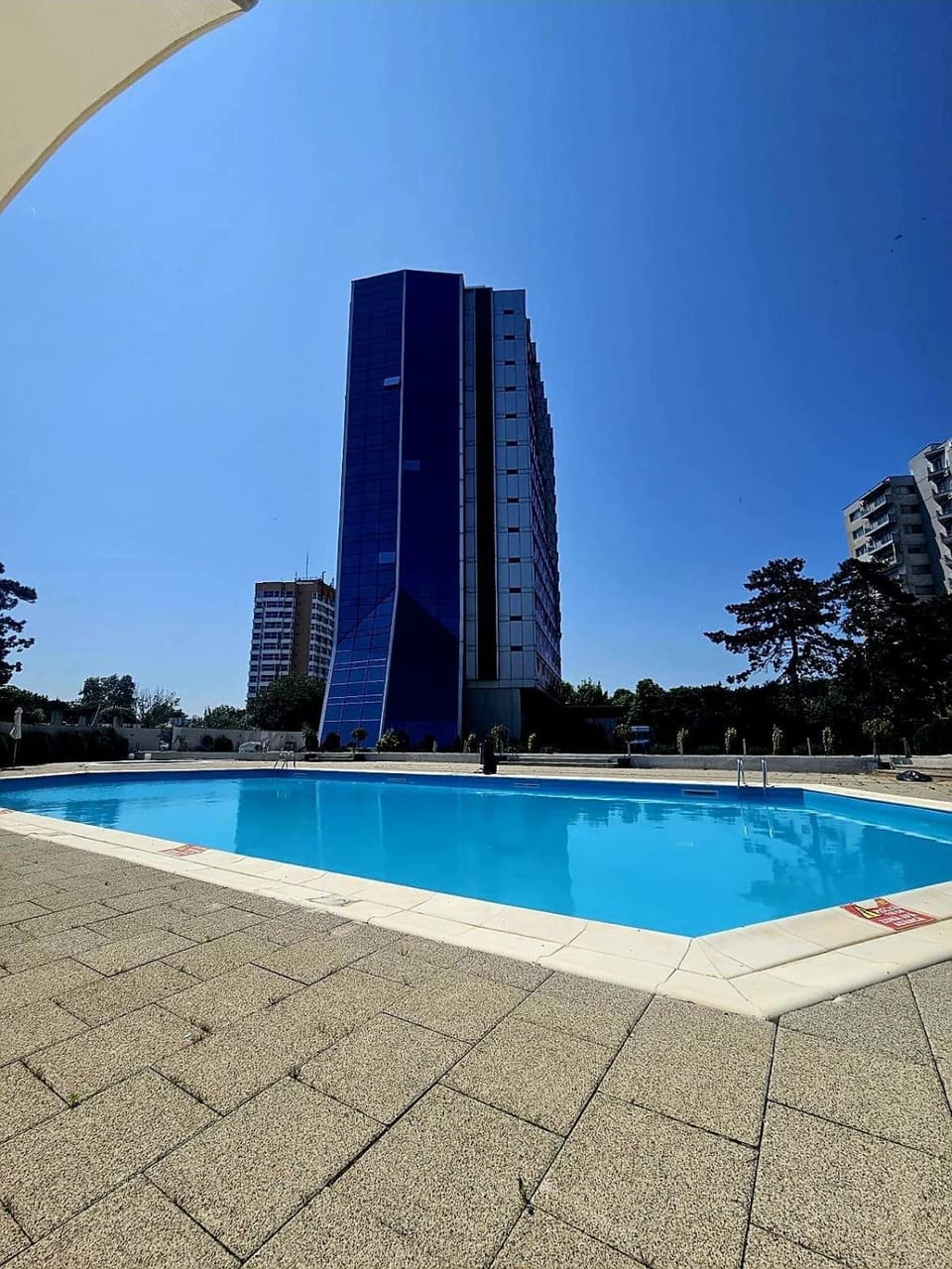 Property building, Swimming pool