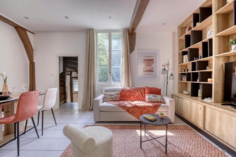 Duplex de charme dans le centre historique, 4 à 6 personnes Apartment in Chartres