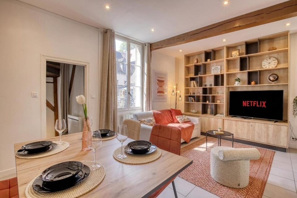 Duplex de charme dans le centre historique, 4 à 6 personnes Apartment in Chartres