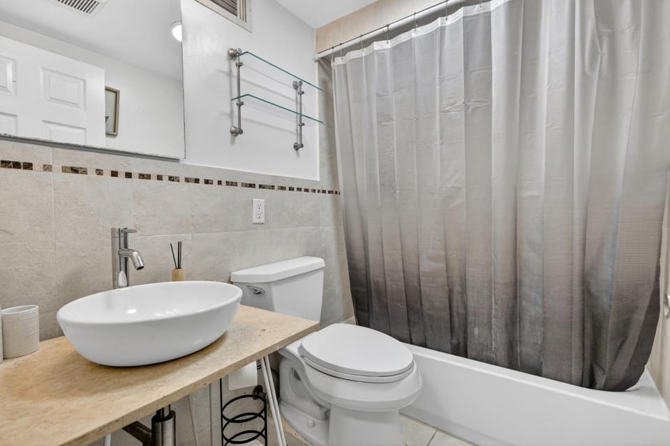 Bathroom, Bath