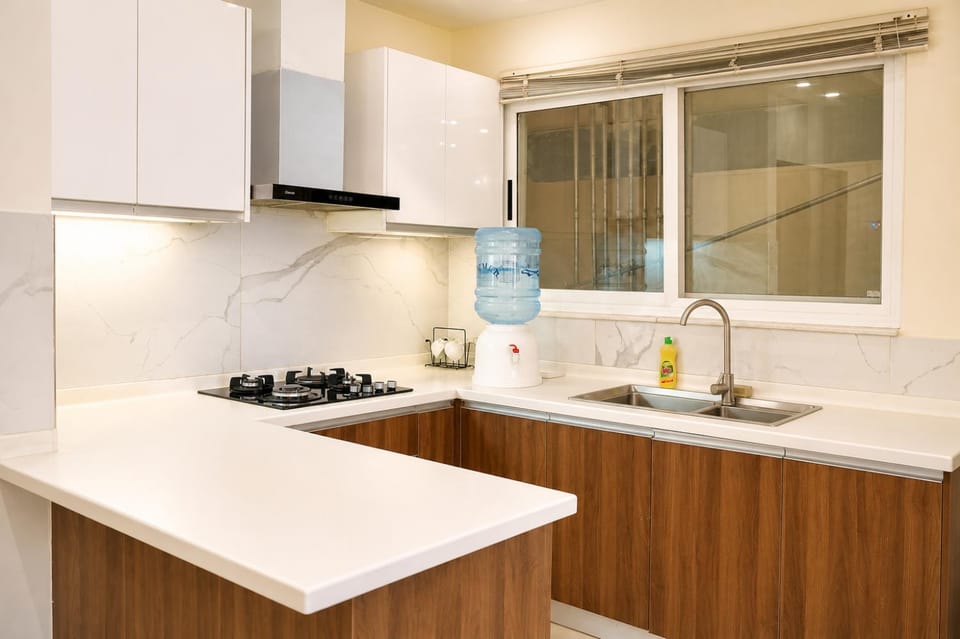 Kitchen or kitchenette, kitchen, kitchen