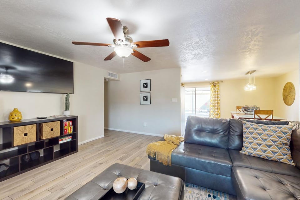 Summer Lovin House in Phoenix
