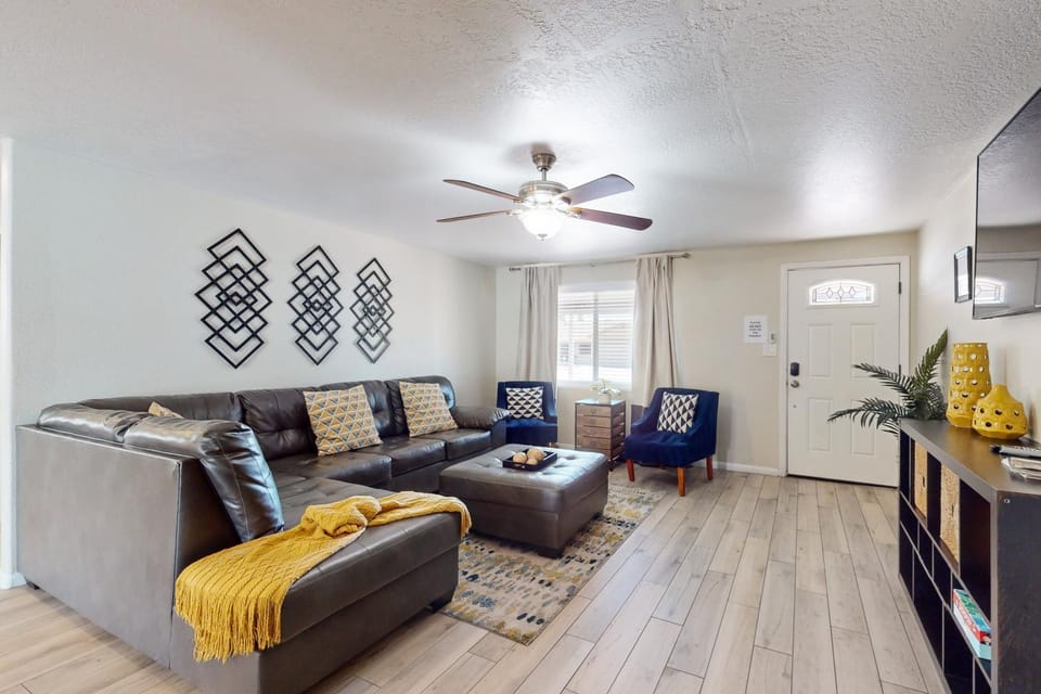 Summer Lovin House in Phoenix