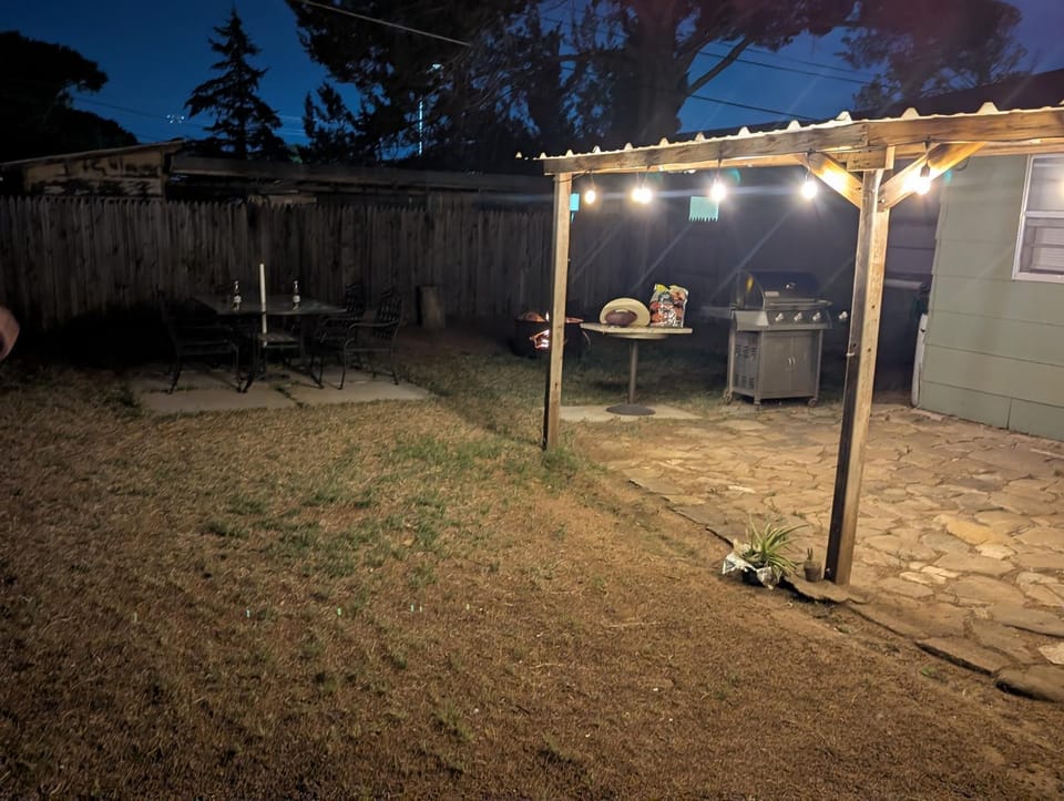 Fresh start small breakfast cook and serve your self House in Lubbock