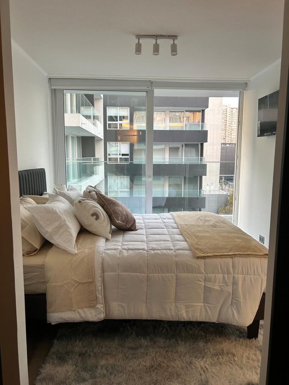 4 min del metro Irarrazabal cómodo y full equipado Apartment in Santiago