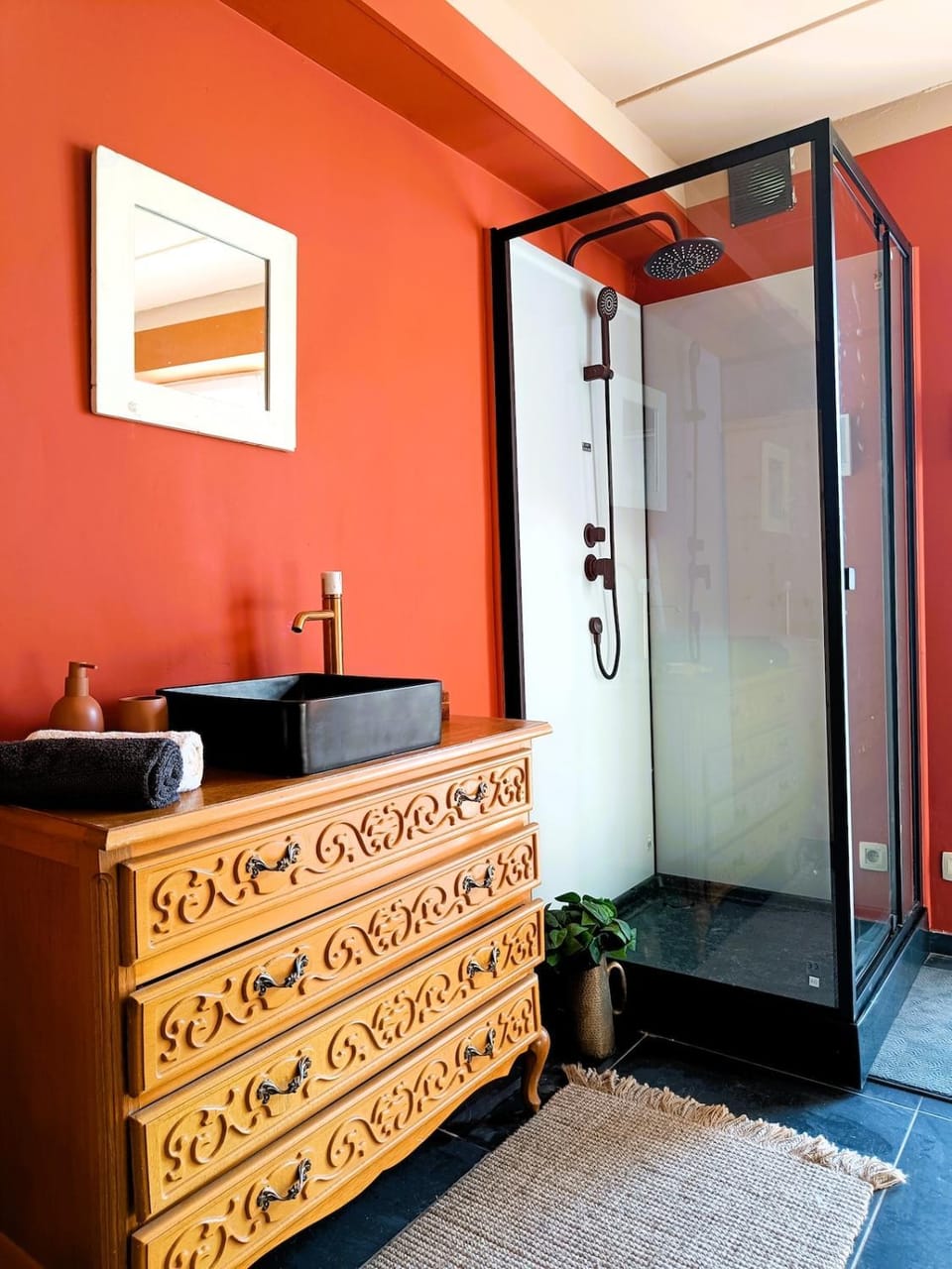 Shower, Bathroom