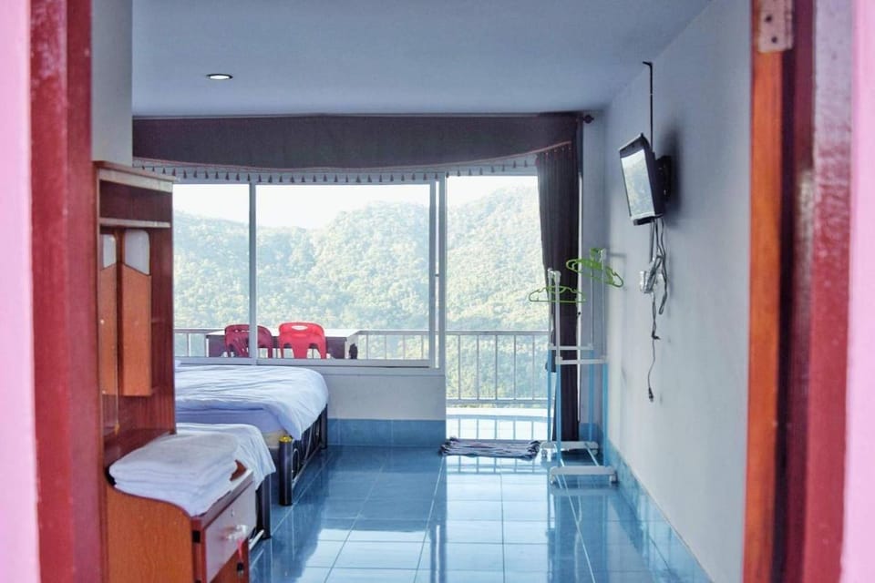 Banphakphuchifah Resort Bed and Breakfast in Thailand