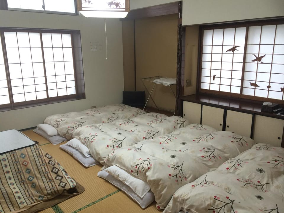 Day, Photo of the whole room