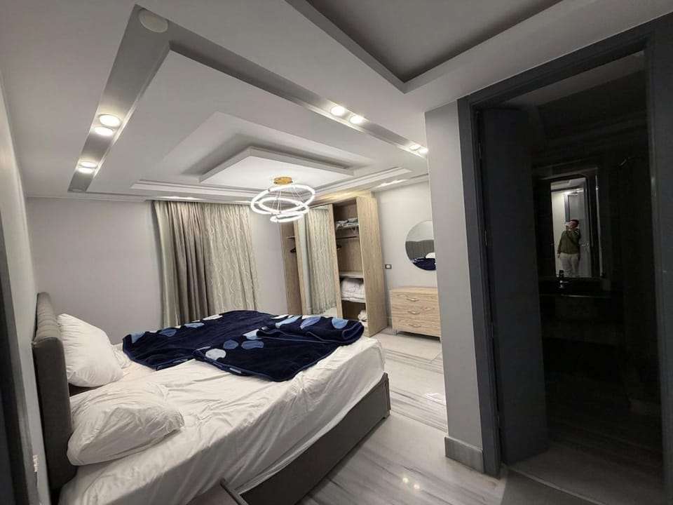 Luxury Condotel in Mohandessin 3 Master Bedrooms Apartment in Egypt