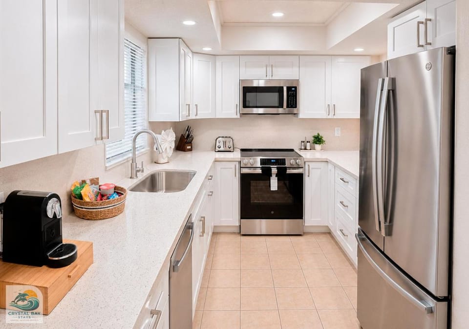 Coffee/tea facilities, kitchen