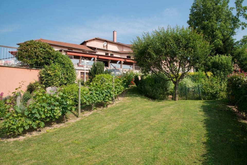 Le Bel Vue Hotel in Auvergne-Rhône-Alpes