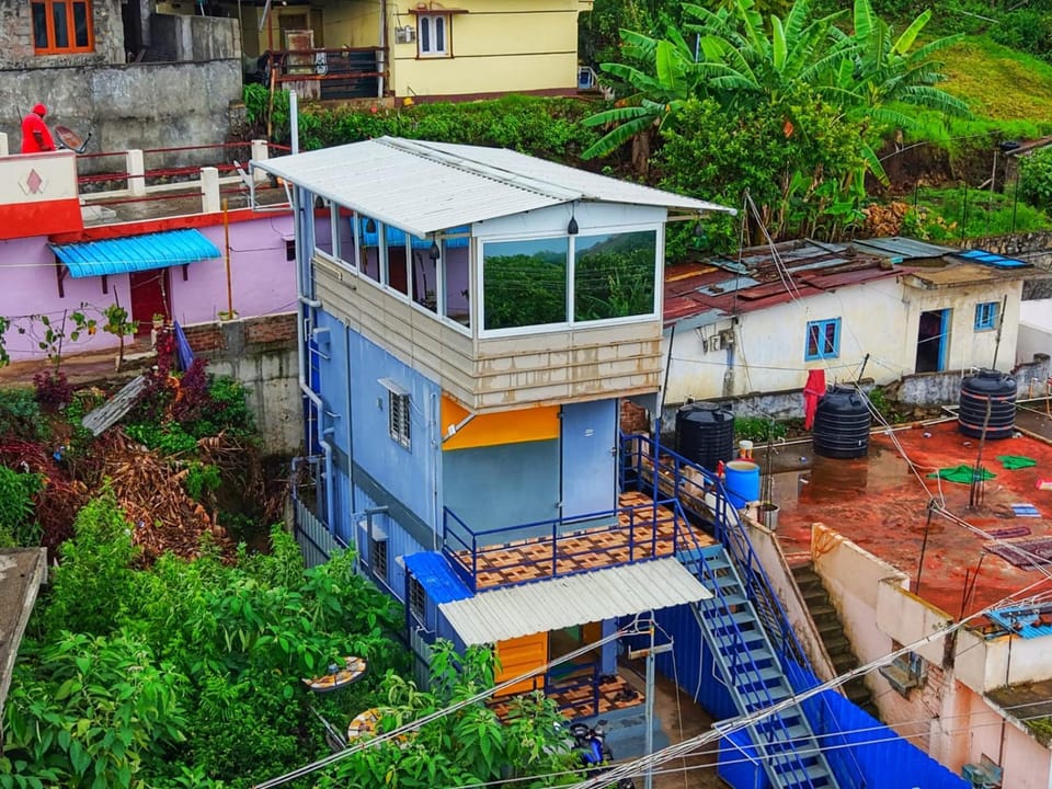 AK'S Little Heaven The Container villa Vacation rental in Kodaikanal