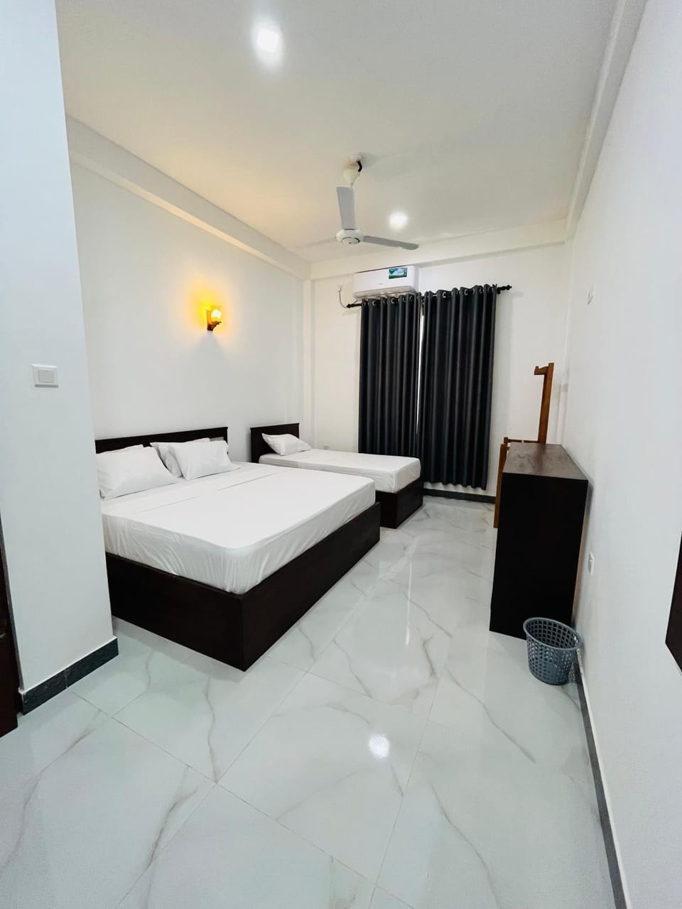 Dave Residence Bed and Breakfast in Sri Lanka