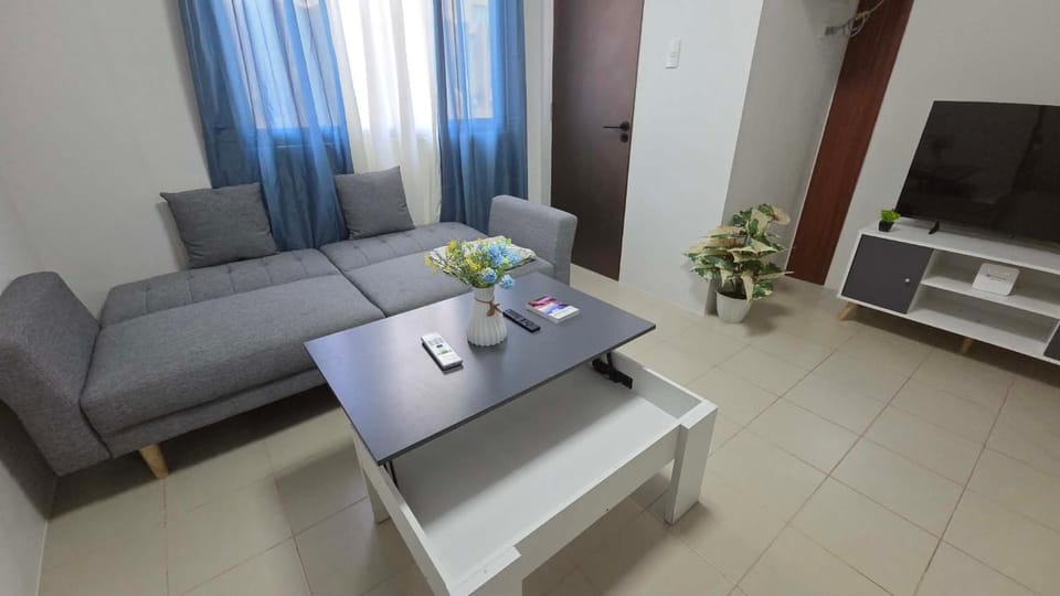 1-Bedroom Family room -Plumera Mactan Apartment in Lapu-Lapu City