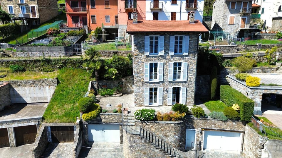 Casa Vacanza Il Casale House in Province of Lecco