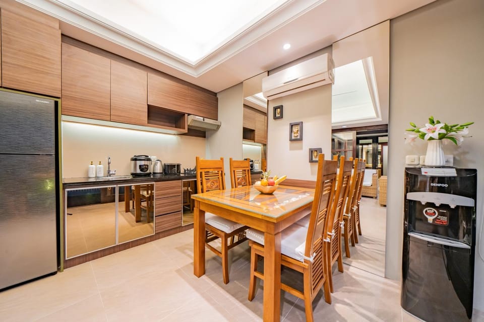 2BR villa w- private pool & workspace - Villa Vozoda C by TROPICALLY Villa in North Kuta
