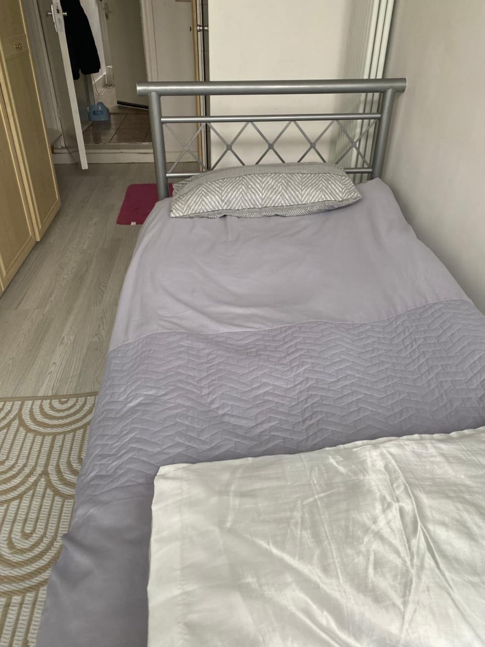Varditchy Luxury tent in Ilford
