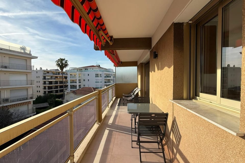 Studio moderne et lumineux à 2 pas des plages Apartment in Cannes