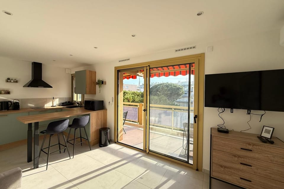 Studio moderne et lumineux à 2 pas des plages Apartment in Cannes