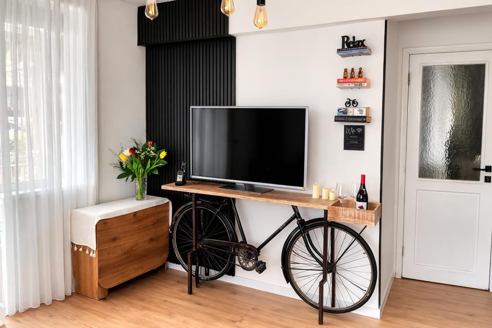 Communal lounge/ TV room, TV and multimedia