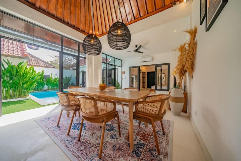 3BR villa w- private pool & sun loungers - Villa YuanYuan by TROPICALLY Villa in North Kuta
