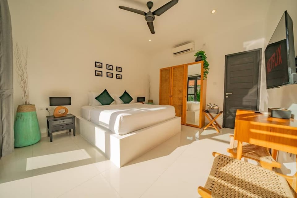 2BR villa w- private pool & parking - Villa Zophia by TROPICALLY Villa in North Kuta