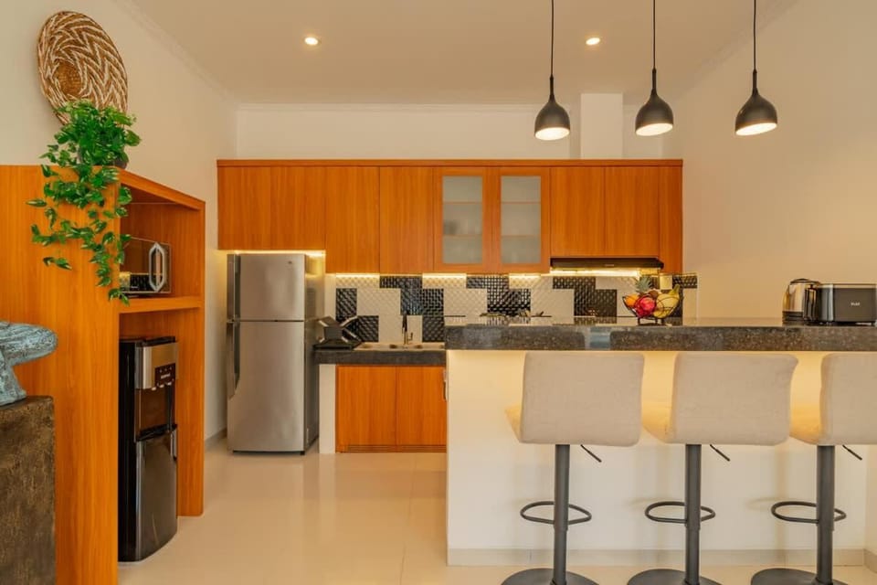 2BR villa w- private pool & parking - Villa Zophia by TROPICALLY Villa in North Kuta