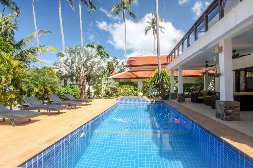 Malee Beach F2 Villa in Sala Dan