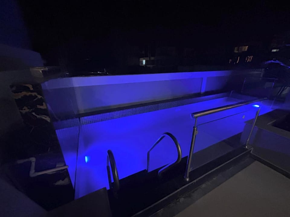 White pearl villa Villa in Lonavla