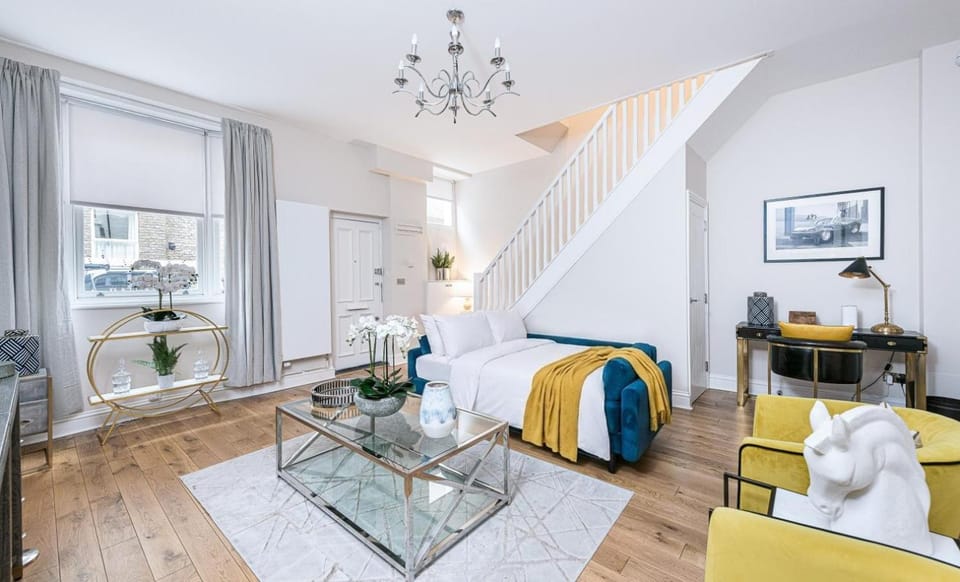Luxurious 2Bd Home in the Heart of Knightsbridge House in City of Westminster