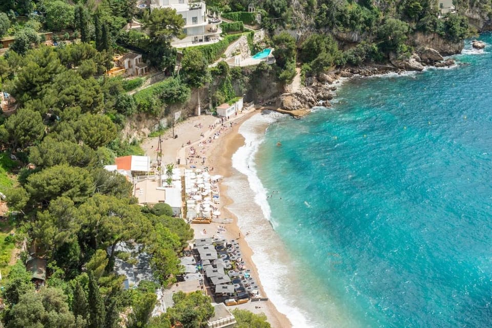 Duplex with ocean view Parking House in Cap-d'Ail