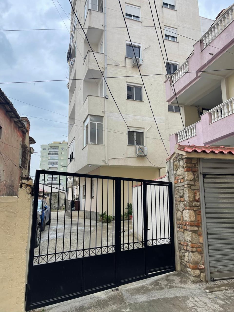 A&S Spacious City Centre - Durres Apartment in Tirana County, Albania