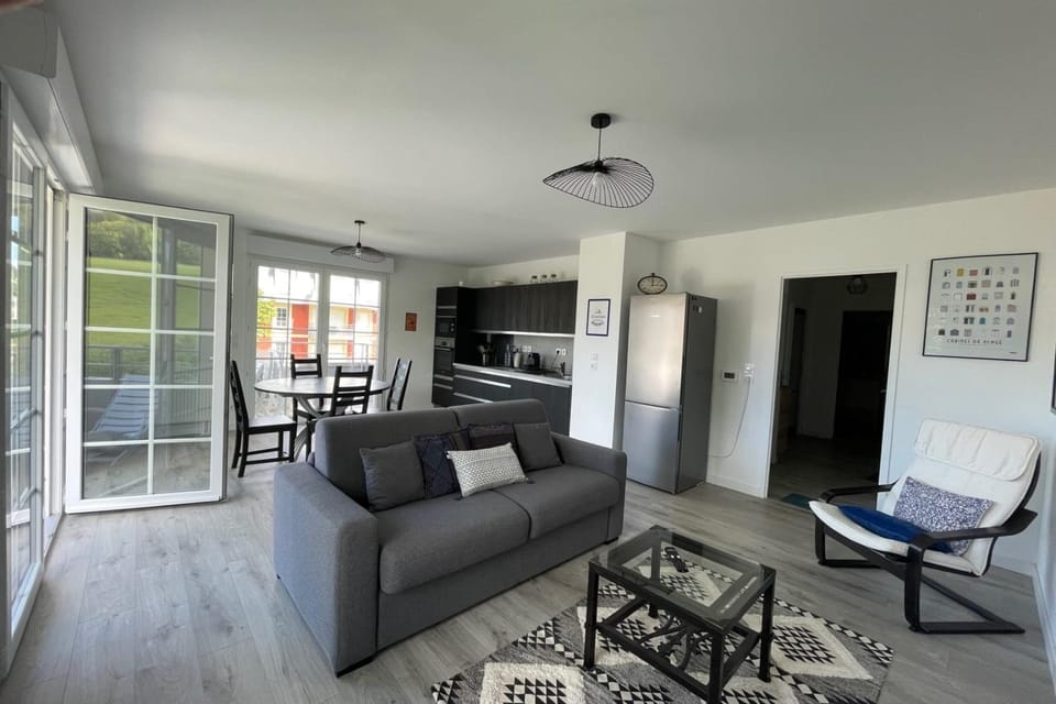Nice apartment at 2 min walk from the beach Apartment in Benerville-sur-Mer
