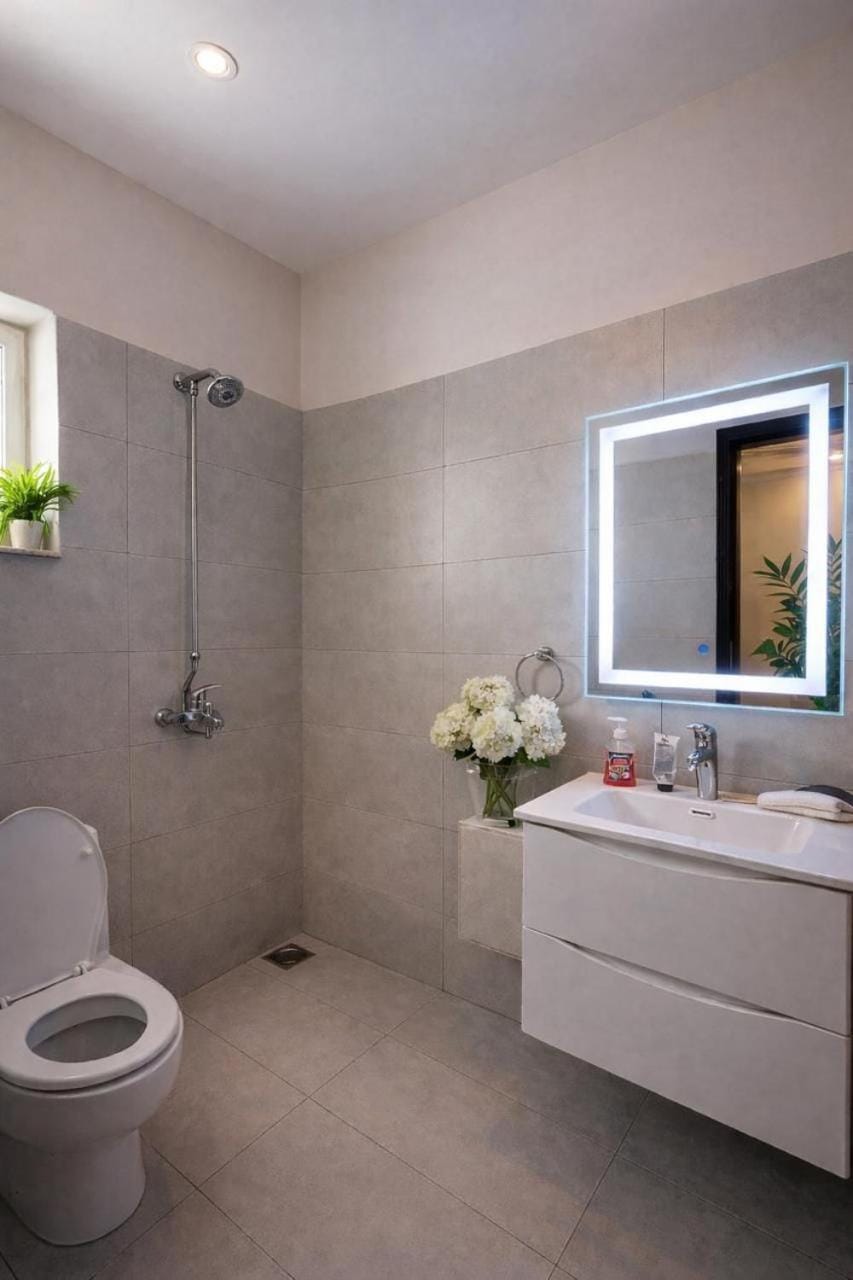 Global properties 2BED apartments In canal road self check-in Apartment in Punjab