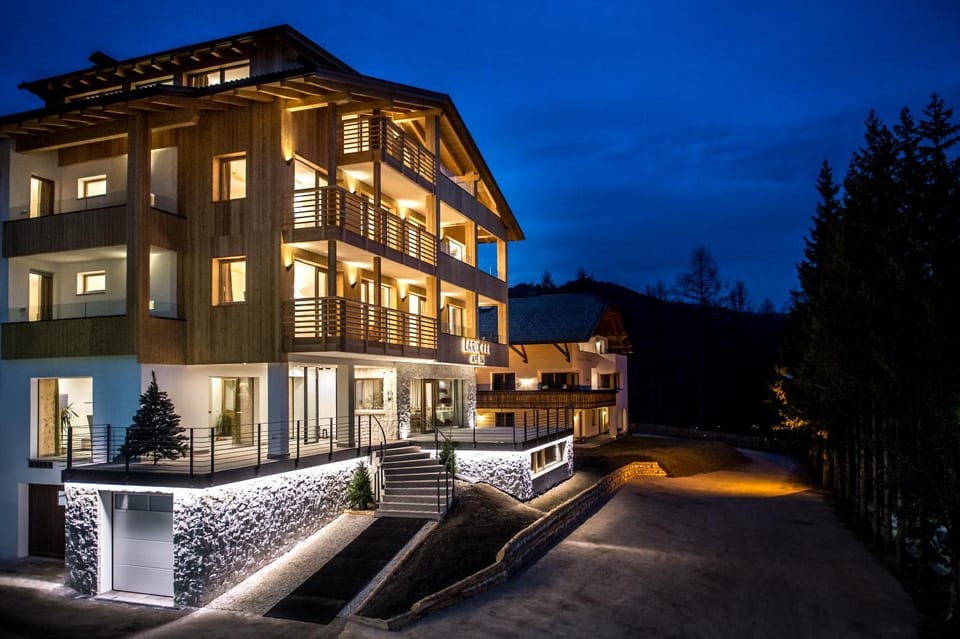 Property building, Night