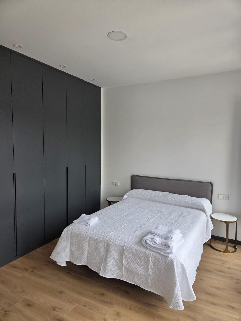 Luxury Apartament Plaza Apartment in La Mancha