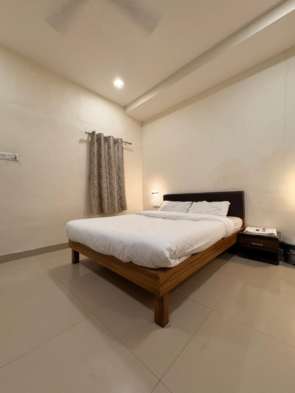 Hotel aroma 3 Hotel in Maharashtra