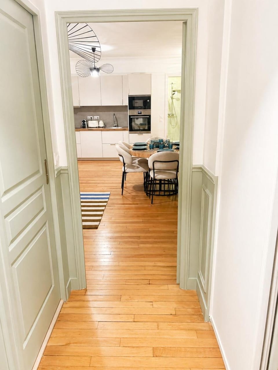 Quiet and bright apartment, Paris 17, medium-term stays, thirty nights or more Apartment in Paris