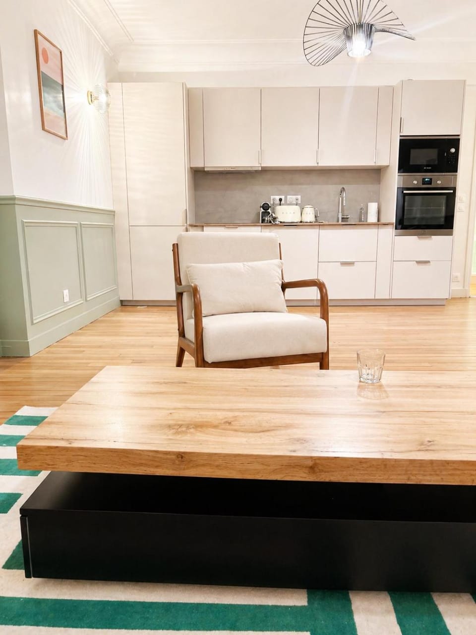Quiet and bright apartment, Paris 17, medium-term stays, thirty nights or more Apartment in Paris
