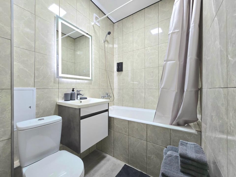 Central City Puskin 2 BDR Apartment in Chișinău