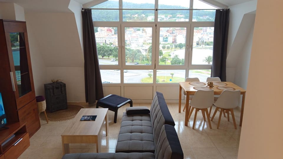 TV and multimedia, Living room, Seating area, Dining area, Landmark view, Mountain view, Sea view, Sea view