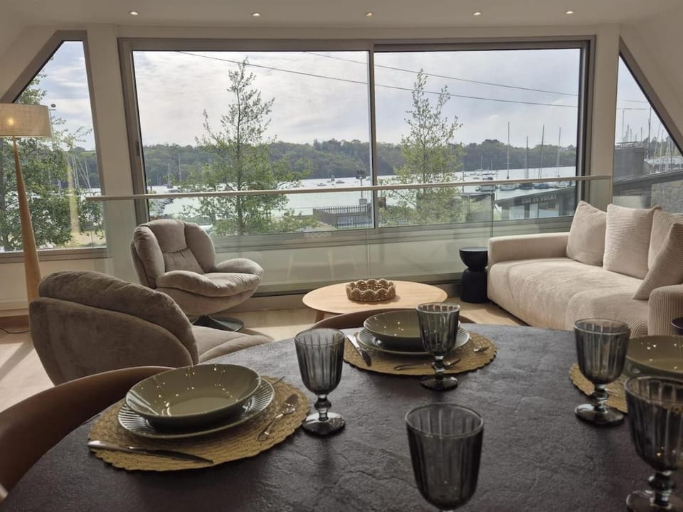 Exceptional duplex with harbor view 3 bedrooms Apartment in Paimpol