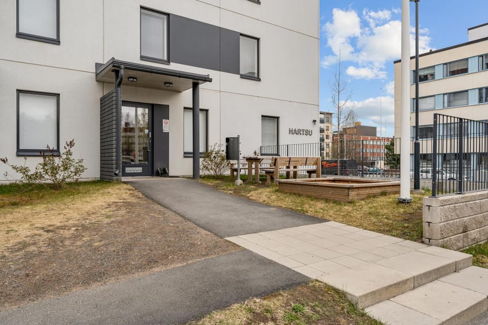 Property building, Day, Neighbourhood, Street view