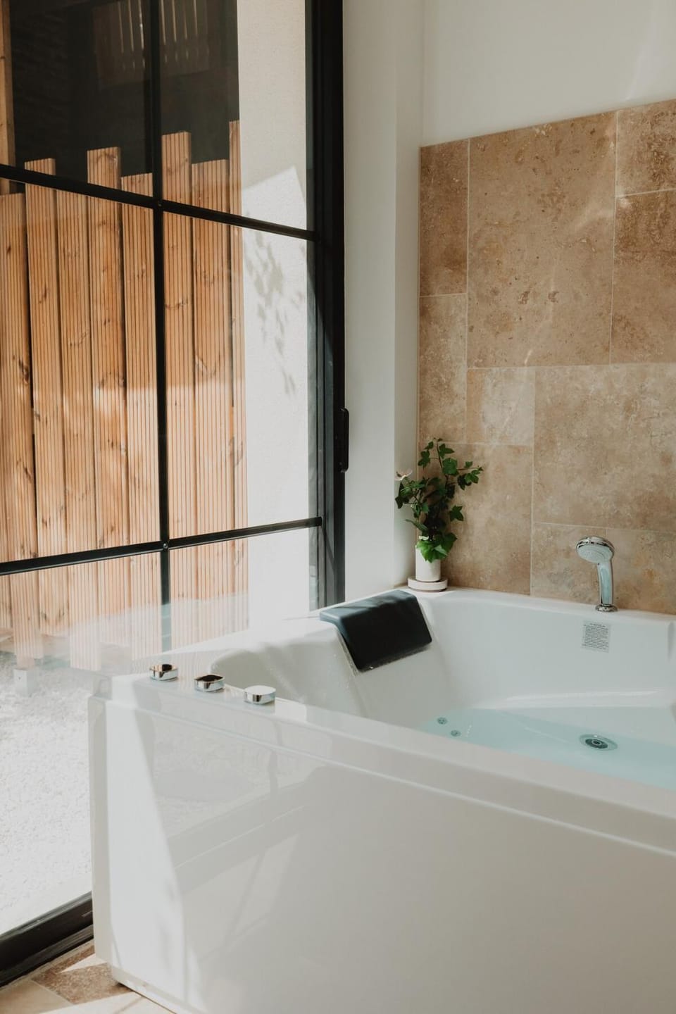 L'échappée Mancelle - Sauna & Balnéo Apartment in Le Mans