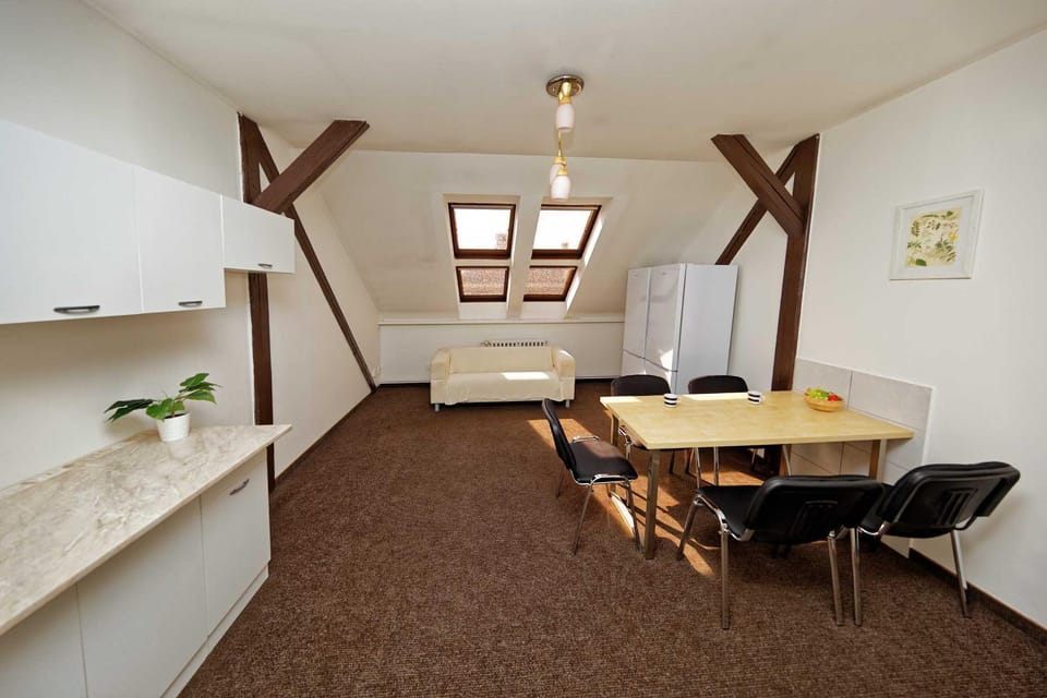 Living room, Dining area, kitchen