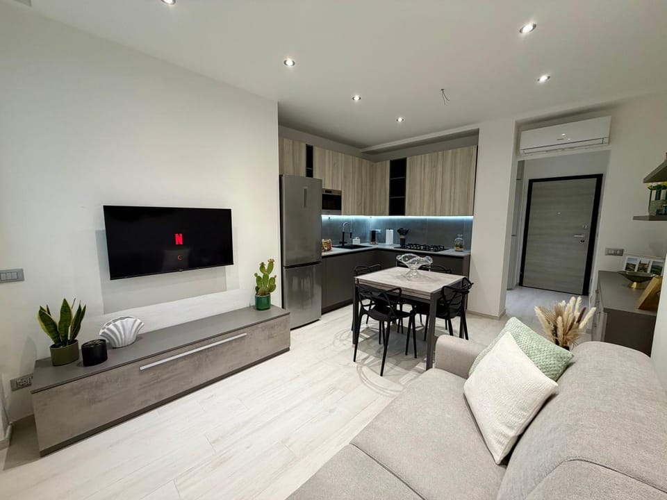 Living room, kitchen