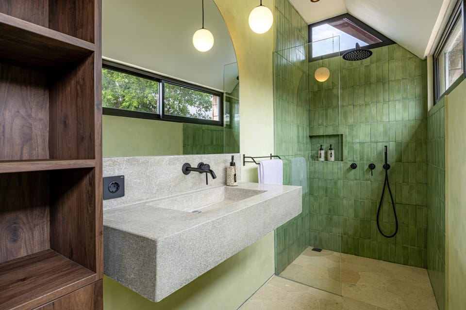 Shower, Bathroom