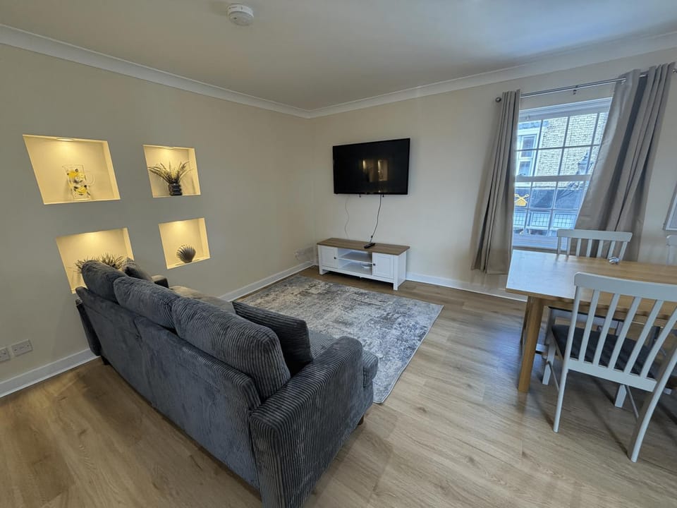 Communal lounge/ TV room, TV and multimedia
