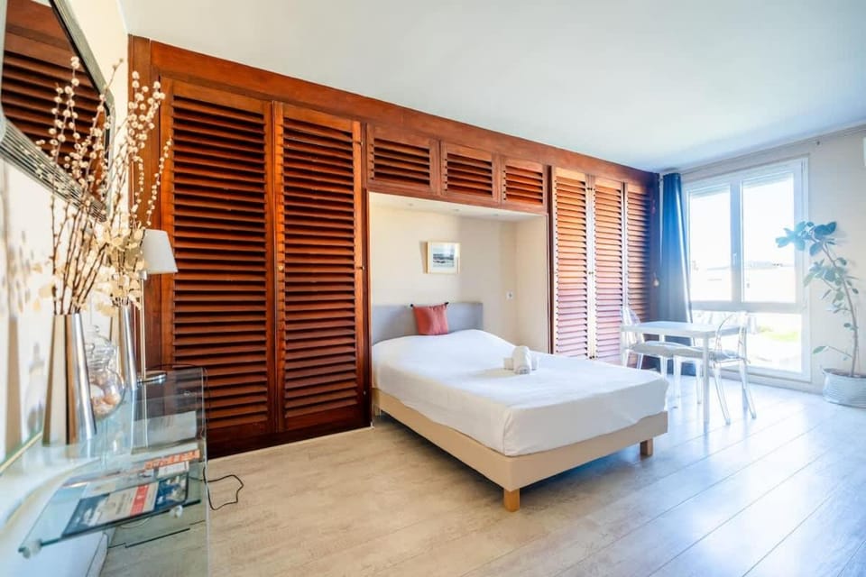 Le Port l Unique location l Shellter-Rentals Apartment in Saint-Tropez
